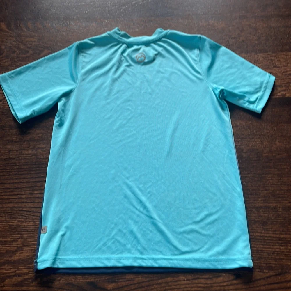 Magellan Rashguard - Picture 2 of 2